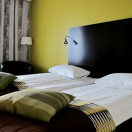 Nova Kurs & Konferanse מלון 3*